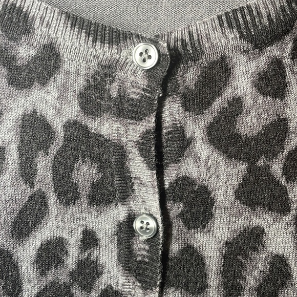 George Gray & Black Animal Print Button Front Cardigan - Picture 4 of 8